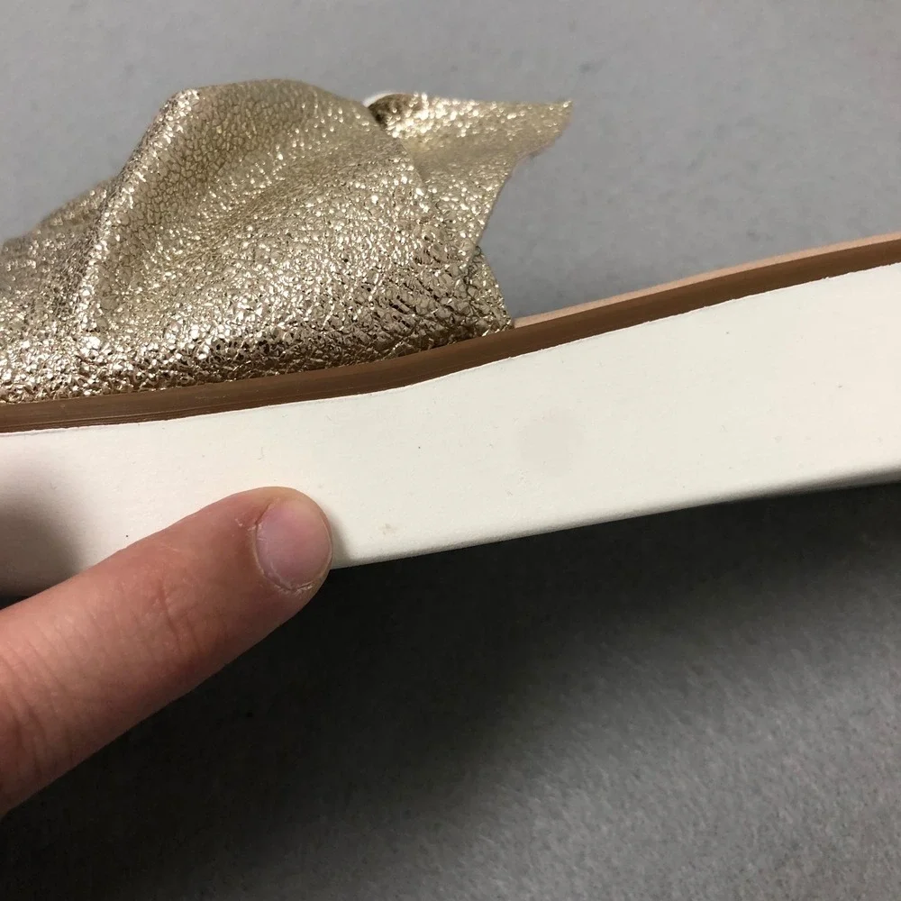 Seychelles metallic gold